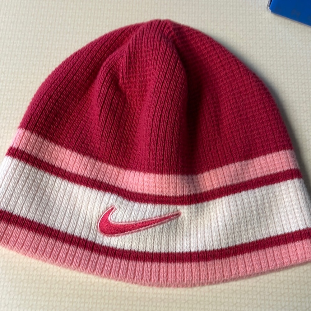 Reversible Nike beanie